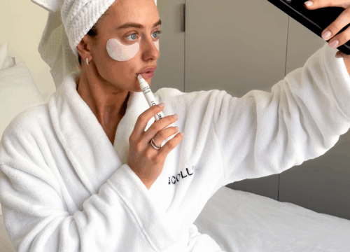 The best age to start anti-aging skincare at Lashiqué, guiding clients in their 20s, 30s, 40s, and beyond to maintain youthful, radiant skin.