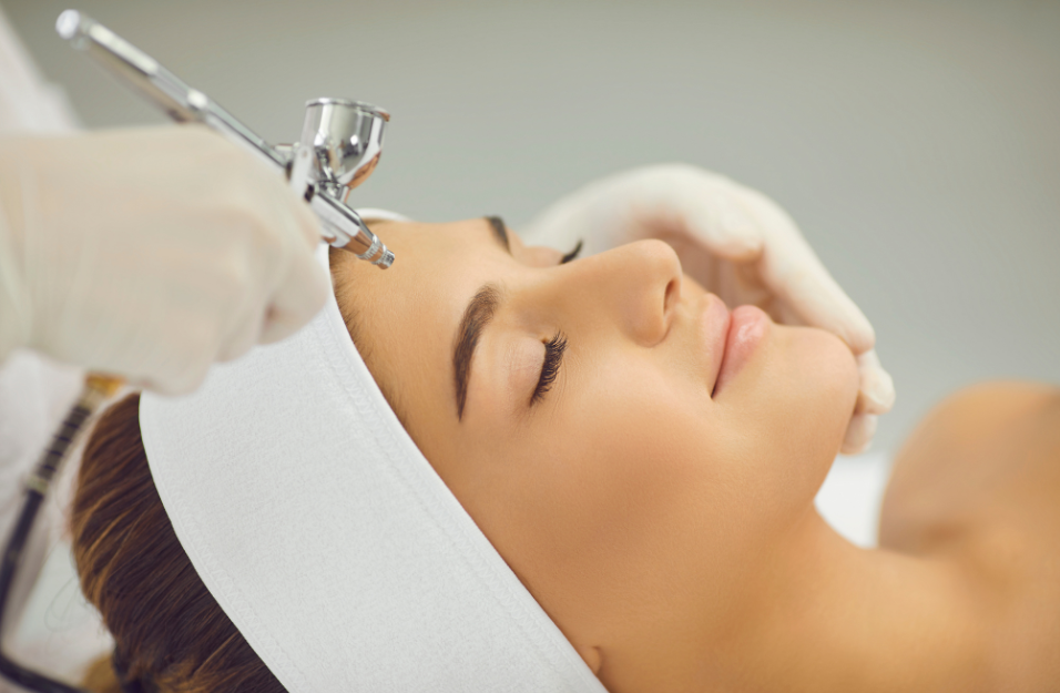 Revitalizing Oxygen Infusion Therapy for Anti-Aging: Boost Hydration & Radiance